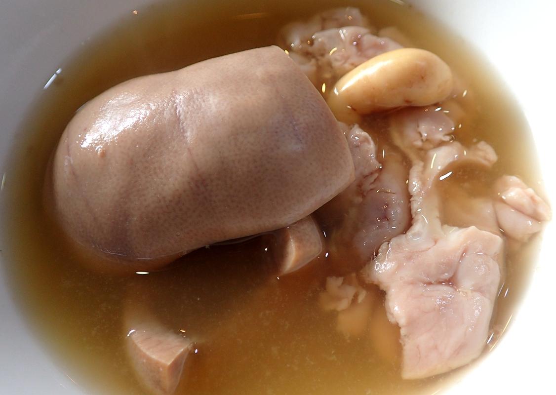 色味俱佳的栗子炖猪腰