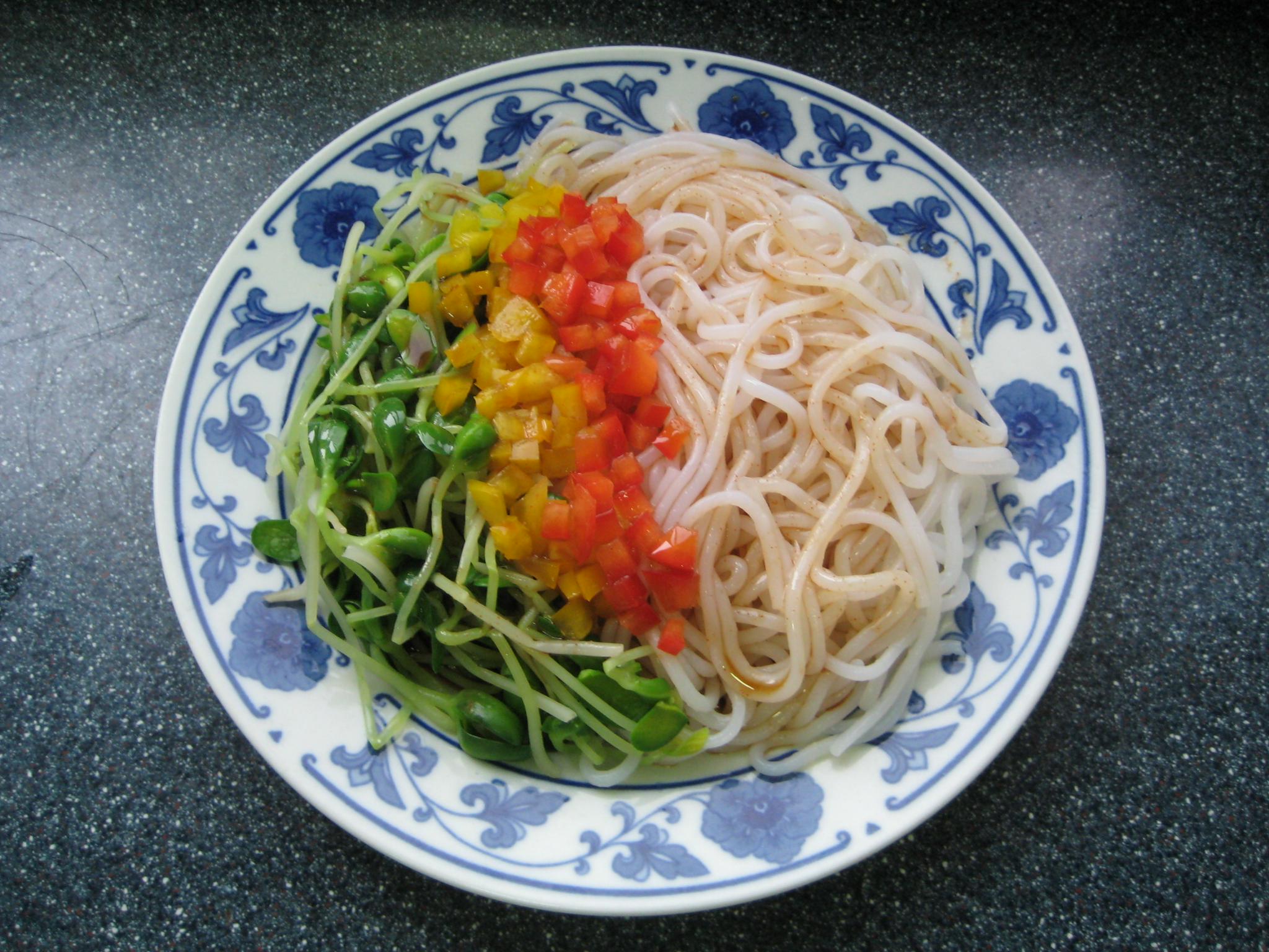 爽口解馋的凉拌米粉