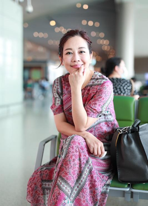 陈松伶中年发福又怎样照样穿得时髦又减龄奔五的女性该学一学