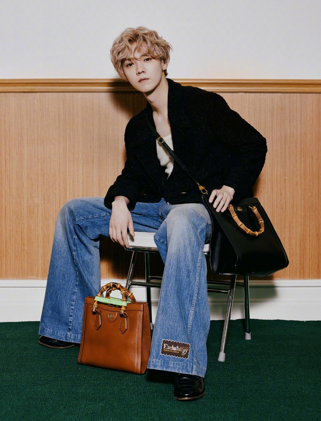 鹿晗最新时尚大片怎么会有人越长越年轻