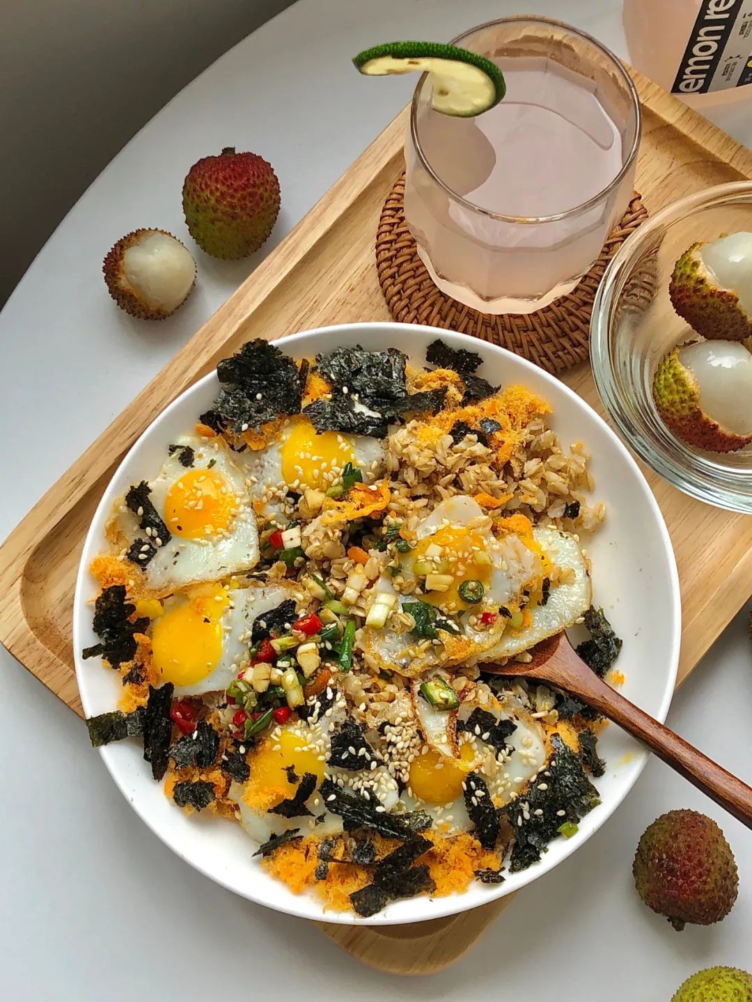 干饭了!pick煎蛋肉松拌饭,低脂营养颜值高