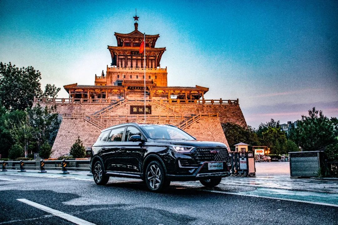 大空间! 中国重汽vgvu75plus即将上市