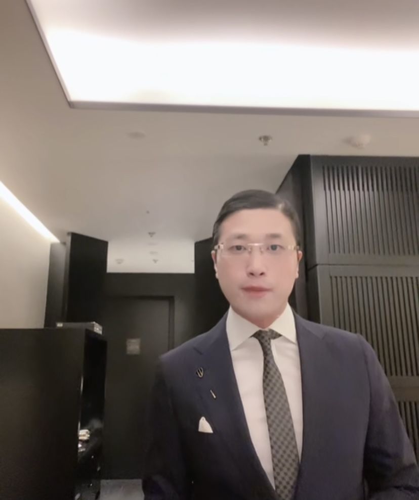 新京报 人类高质量男性 徐勤根被封 该 鬼畜 新浪新闻