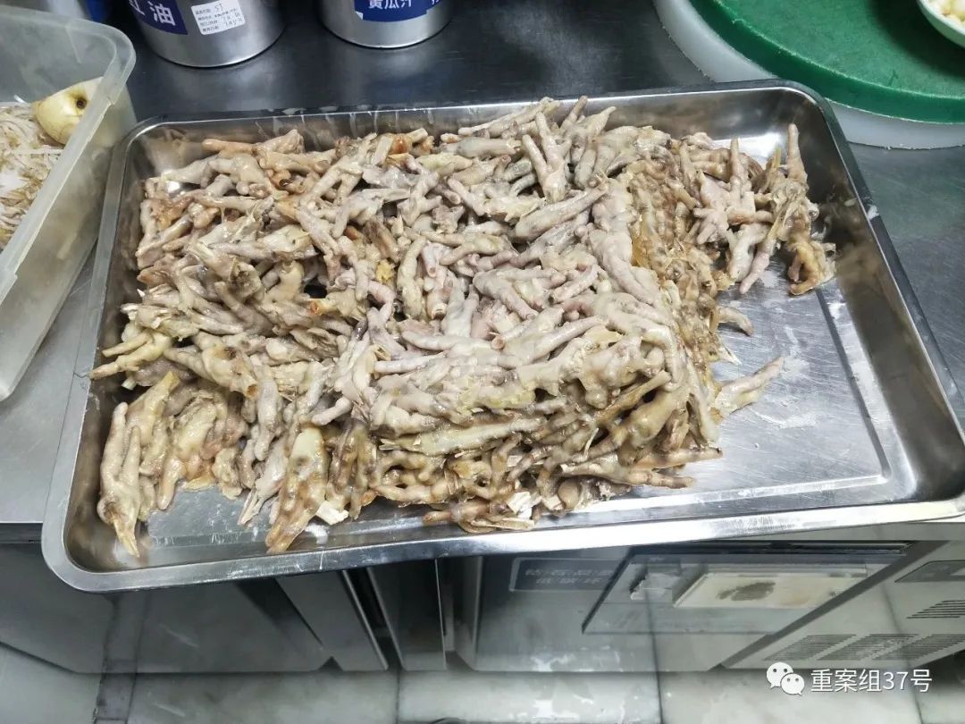 网红餐厅“胖哥俩”大量使用隔夜食材，“死蟹”当活蟹…还敢去吗？休闲区蓝鸢梦想 - Www.slyday.coM