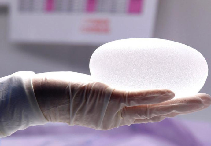 隆胸假体使用年限,长期植入有无危害?