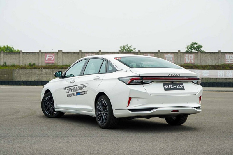 预售9.79万元起 东风风神奕炫MAX将于9月1日上市
