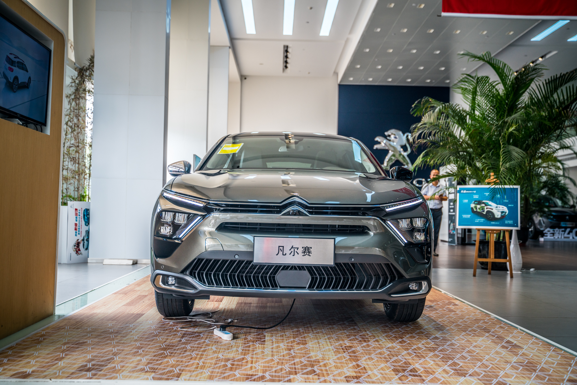 静态评测东风雪铁龙c5x让法国人认真的凡尔赛实力如何