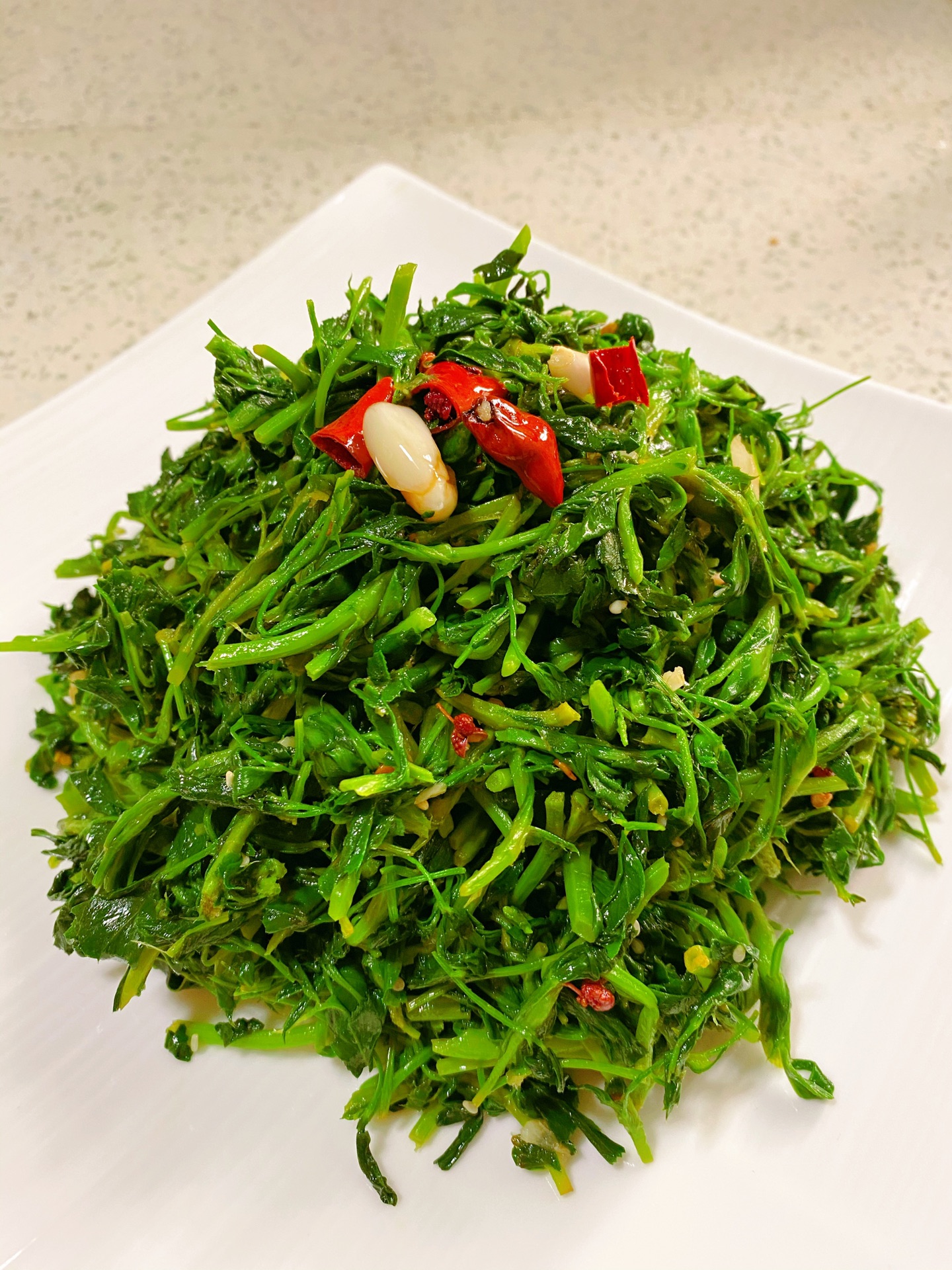 美味养生, 巧拌苜蓿,纯绿色美食