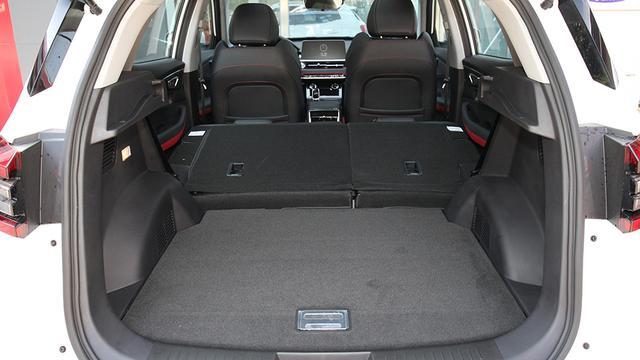 新款奇瑞瑞虎5x:"涨价"了你还愿意买单吗?