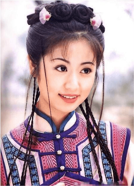 网红小林心如哭诉被公会骗签3年合同没帮过我却告我赔50万