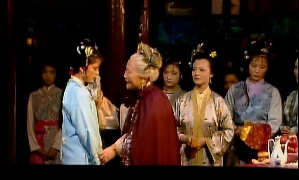 红楼梦里的中秋节,贾政和贾赦讲的笑话,暗藏了什么意思呢?休闲区蓝鸢梦想 - Www.slyday.coM