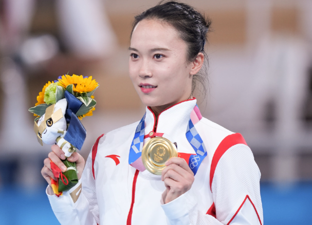 气愤！中国奥运冠军遭跨国网暴，日媒太护短，盲目捍卫日本制造休闲区蓝鸢梦想 - Www.slyday.coM