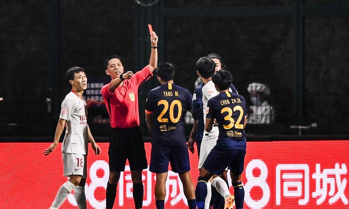 4消息：李铁年薪曝光,王迪上课,申花回应传闻,曝中超最贵阵容休闲区蓝鸢梦想 - Www.slyday.coM