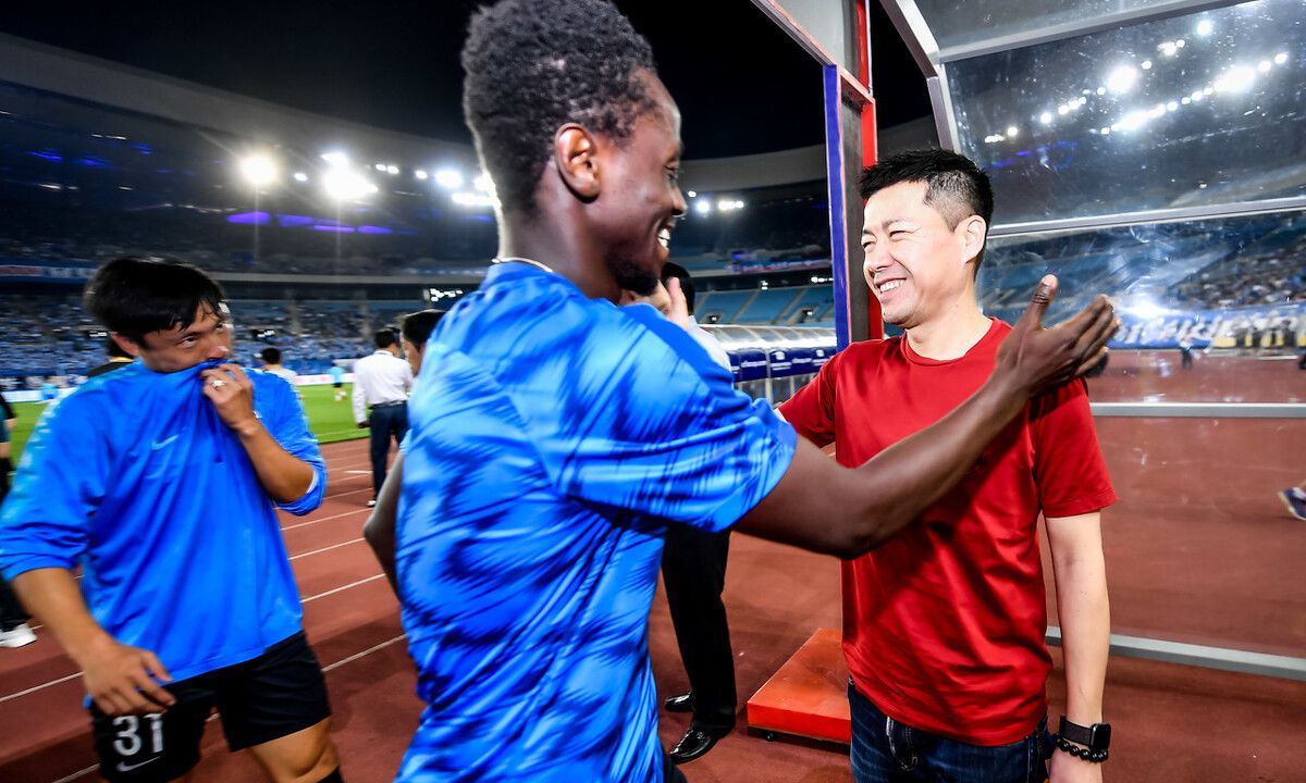 4消息：李铁年薪曝光,王迪上课,申花回应传闻,曝中超最贵阵容休闲区蓝鸢梦想 - Www.slyday.coM