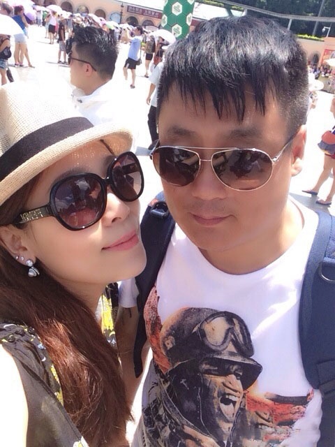 宋晓峰老婆原来这么漂亮颜值不输明星穿旗袍曲线迷人气质出众