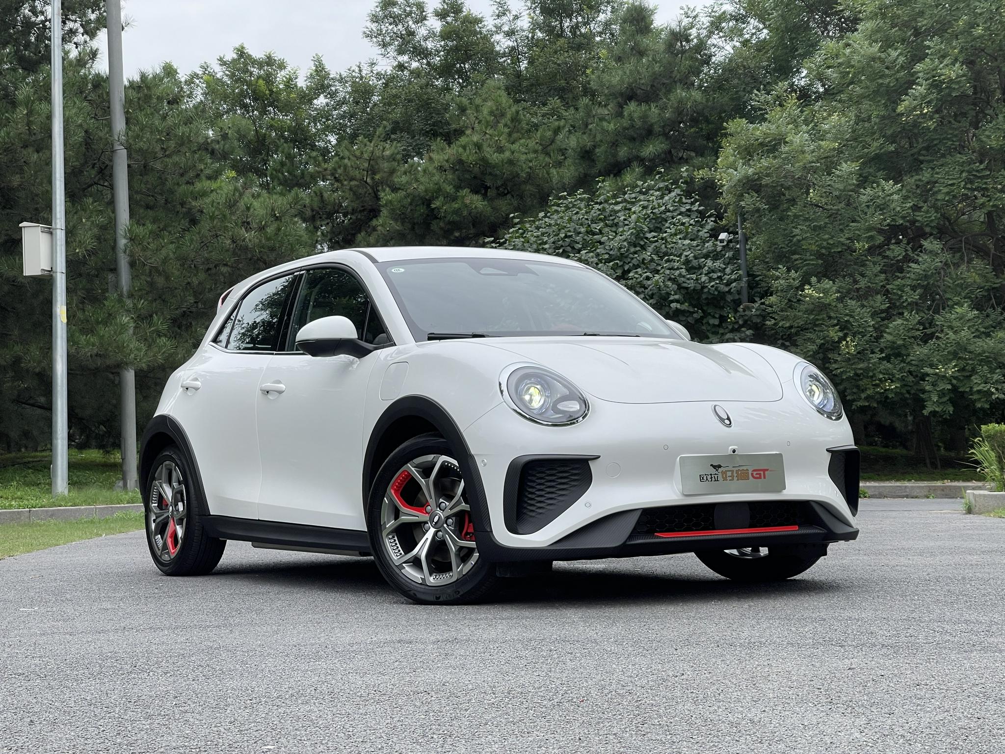 平民gt初体验——试驾欧拉好猫gt-新浪汽车