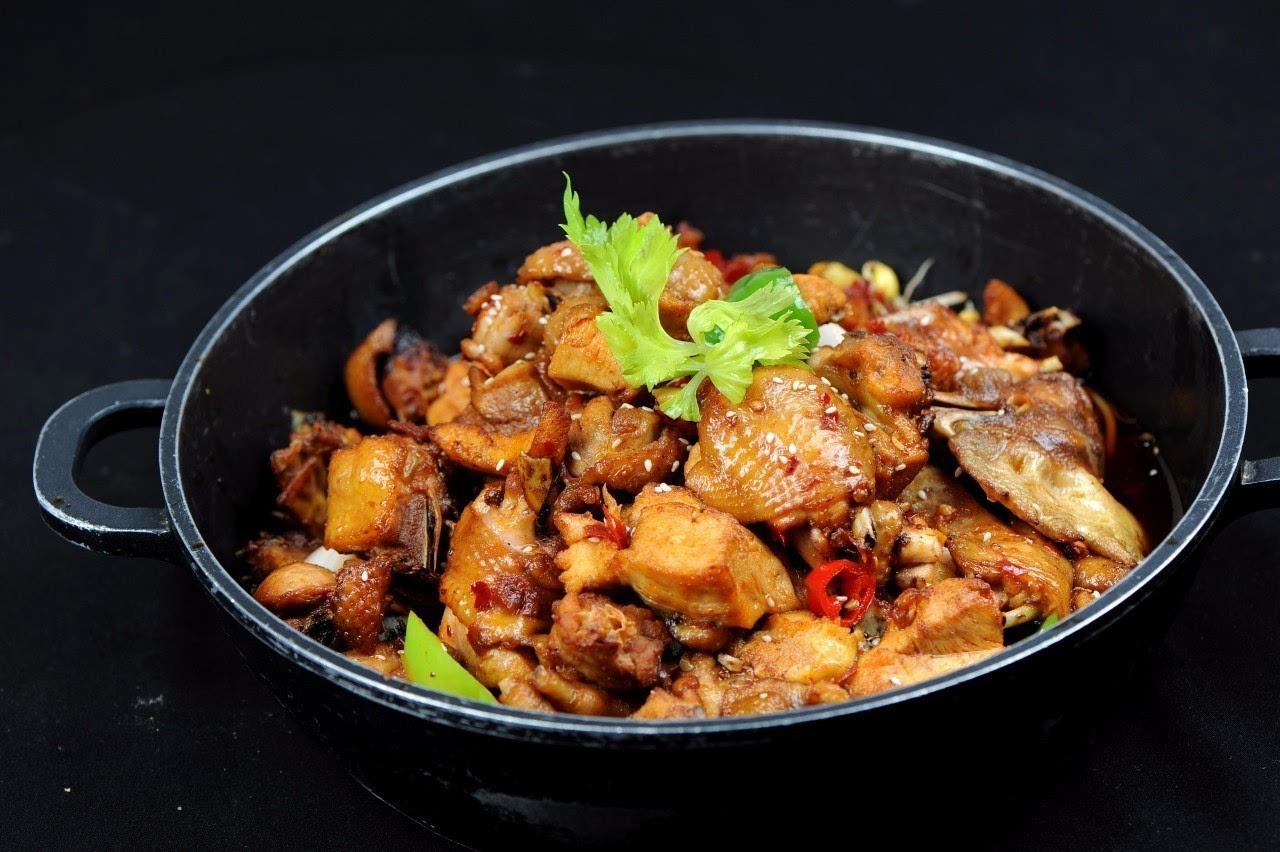 好吃的香辣干炒鸡