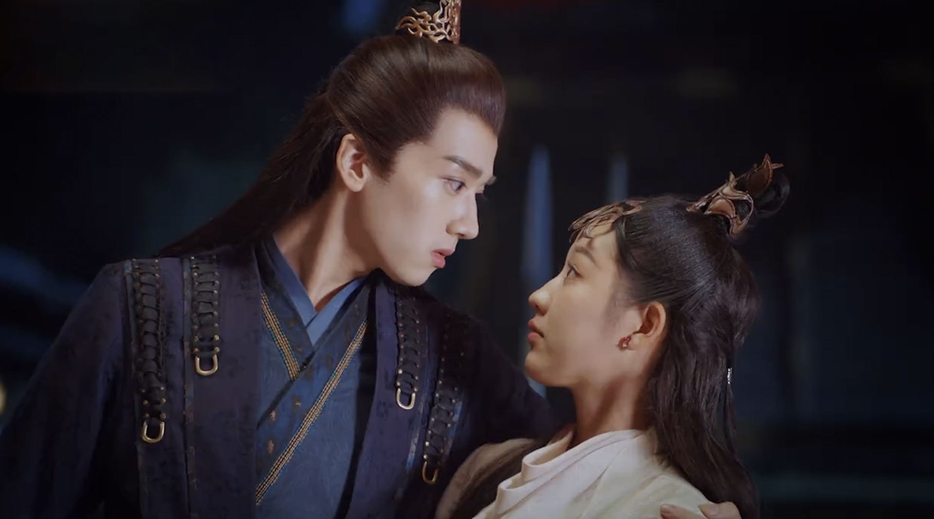 寒生@康宁connie 醉酒扑倒春妖@郭俊辰_fiction ,吻的好深情呀!