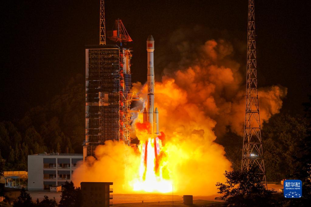 我国成功发射通信技术试验卫星七号【图】休闲区蓝鸢梦想 - Www.slyday.coM