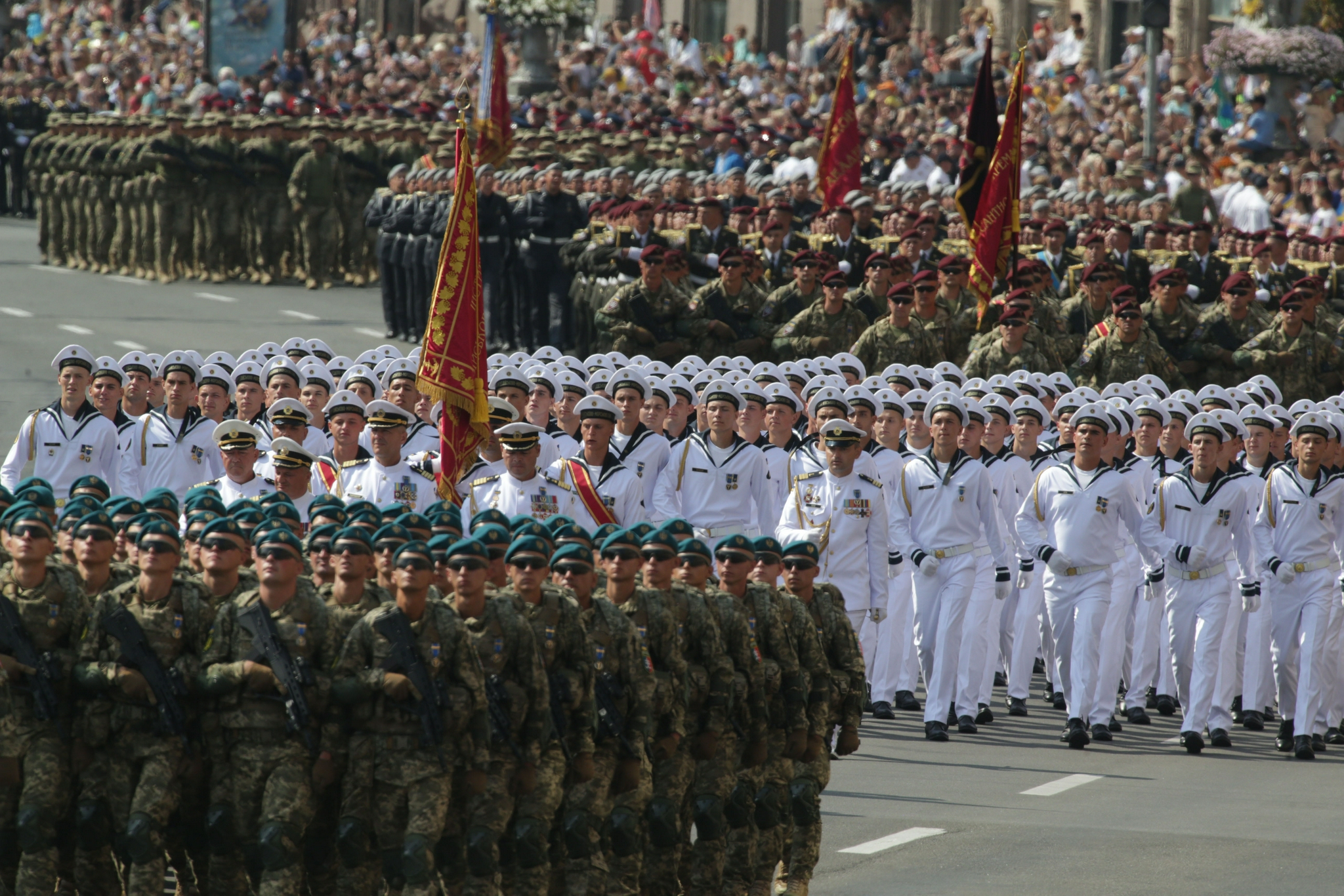 乌克兰举行阅兵庆祝独立30周年