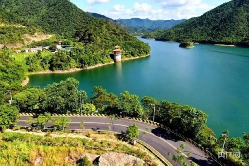 这三地互游A级景区，有的免费或半价！休闲区蓝鸢梦想 - Www.slyday.coM