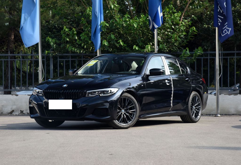 新款宝马3系正式上市起售价2939万元配置有所调整