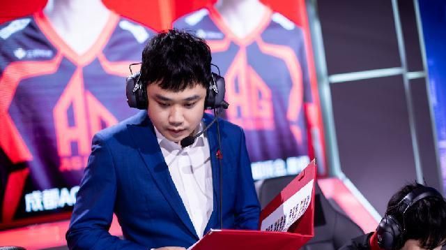 ag官宣教练组月光再度执教携旧部回归但仍要履行合约直播