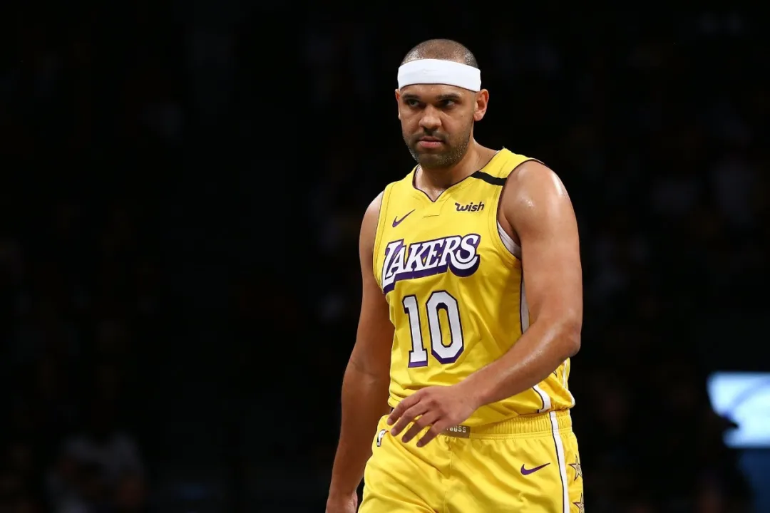 湖人保安队长被挖走,加盟独行侠担任助教!老詹既开心又难过休闲区蓝鸢梦想 - Www.slyday.coM 湖人保安队长被挖走,加盟独行侠担任助教!老詹既开心又难过休闲区蓝鸢梦想 - Www.slyday.coM