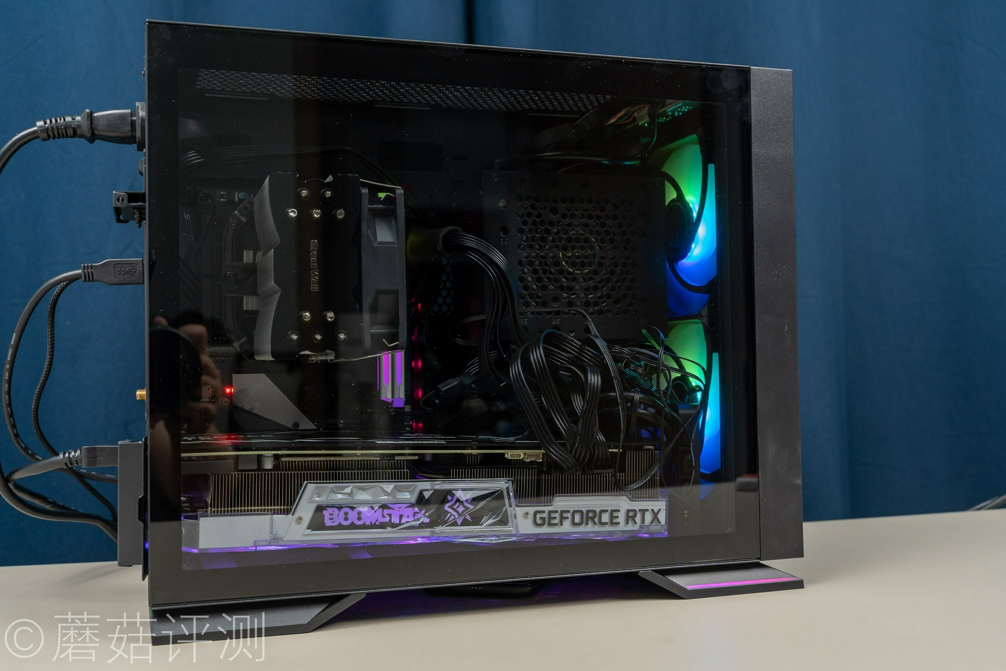 外观精致,空间巨大的itx机箱,先马趣造飓风版itx机箱评测__财经头条