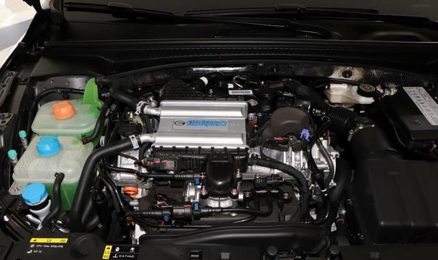 广汽传祺影豹试驾270j16版提速测试没到695秒