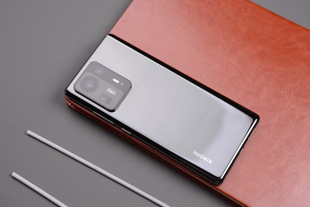 小米q2业绩出炉,雷军向外传递三大信息点