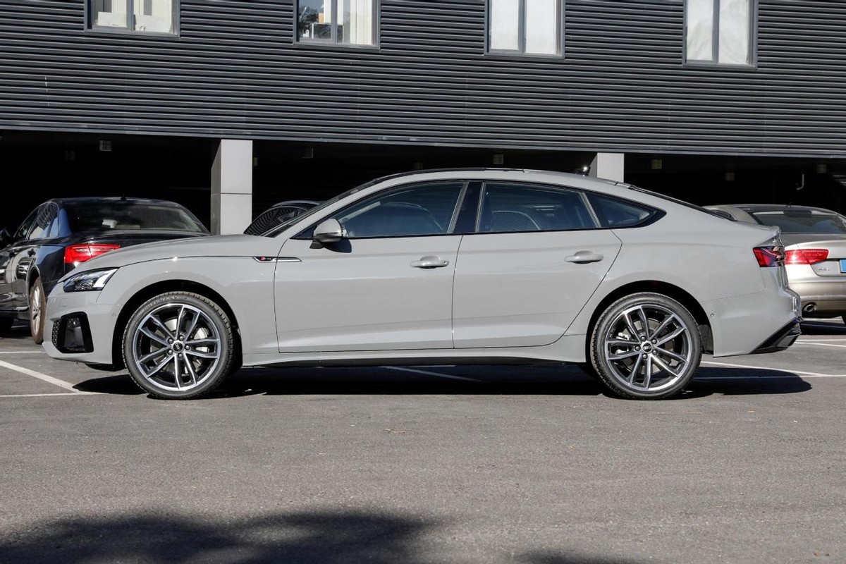 低价奥迪掀背车,原装进口带quattro四驱,最快6.4秒破百