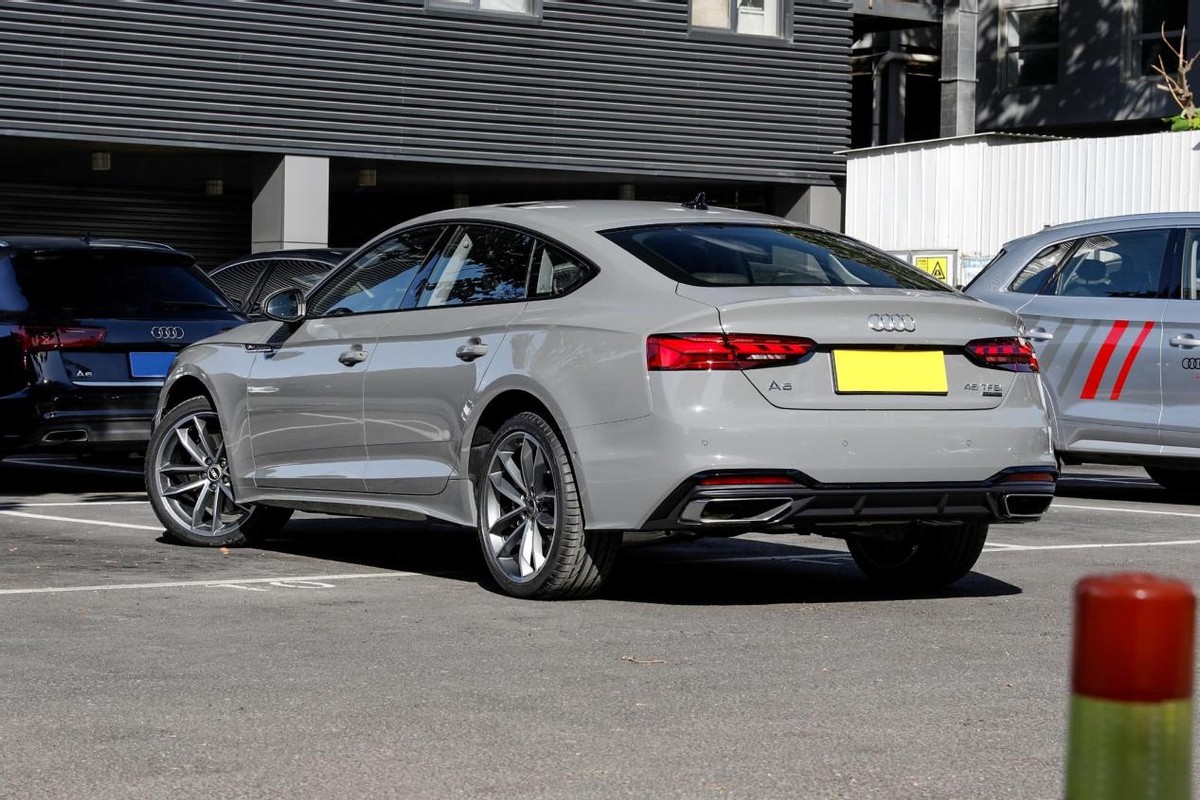 低价奥迪掀背车,原装进口带quattro四驱,最快6.4秒破百