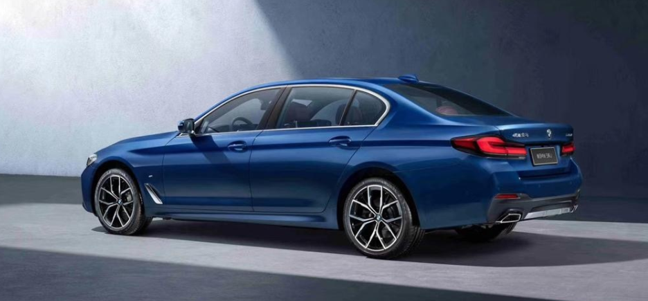 宝马五系长轴距版上市,售价为42.39万-54.69万元