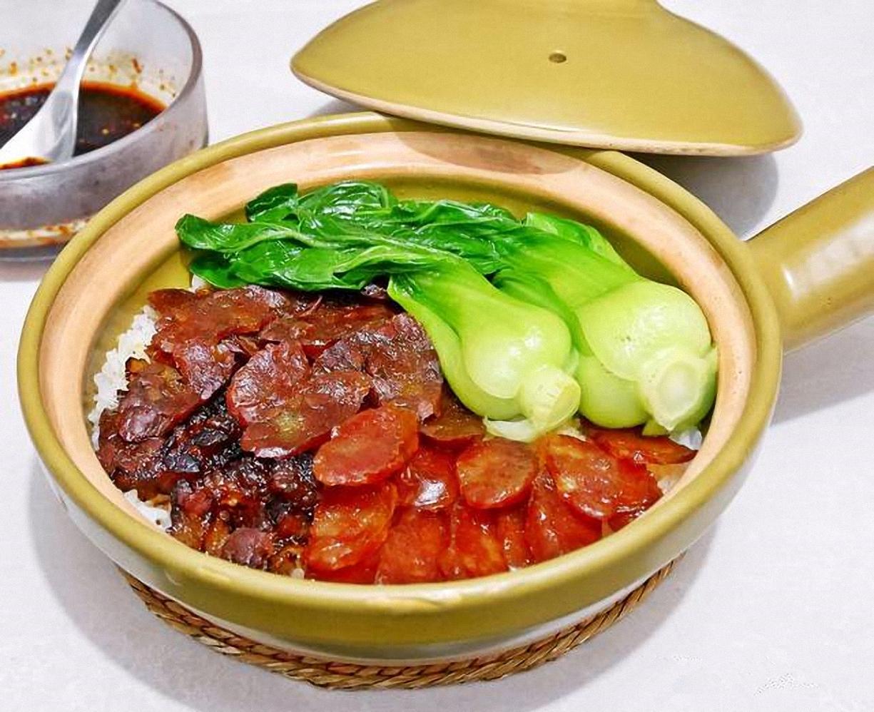 美味的腊肠砂锅饭