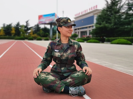 女兵亲述:从上等兵到军校学员