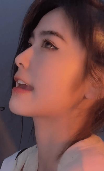 一股清流完胜一大批明星和网红网红安妮宣布要捐百万直播收益