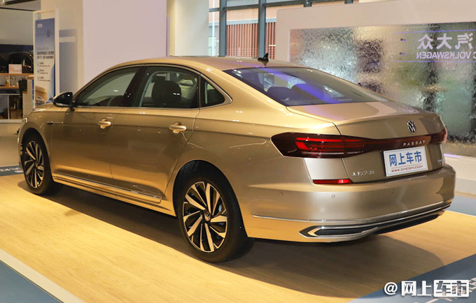 大众新款帕萨特上市售价17992509万元提供双外观设计
