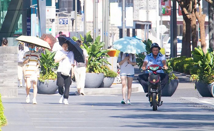 宁波发布特约摄影师刘波/摄