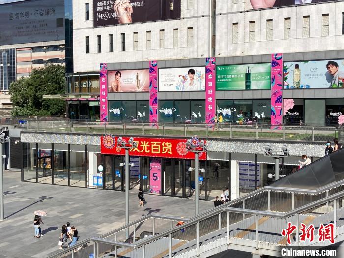 北京9月1日起实施户外广告设置新规 王府井等传统商业街区将迎业态升级