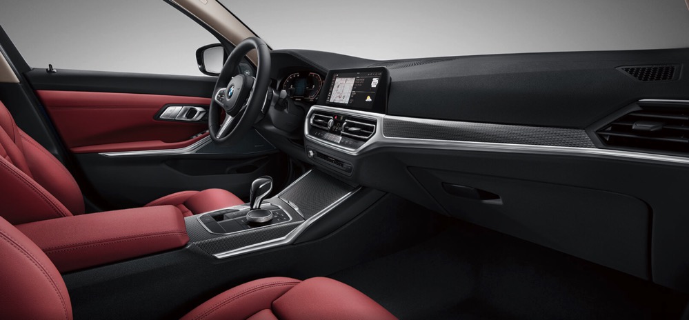 增双色座椅/电动尾门 新BMW 3系售价29.39万元起