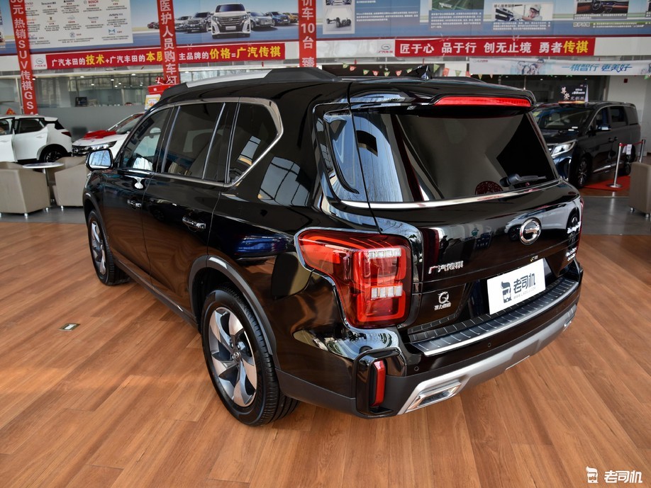 硬核大5座suv 小哥带你一起看广汽传祺gs8s