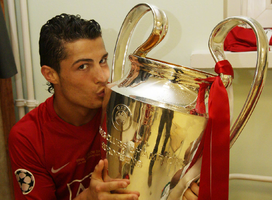 倒计时!C罗2800万欧回归曼联,卡瓦尼或让7号,爵爷亲自迎接休闲区蓝鸢梦想 - Www.slyday.coM 倒计时!C罗2800万欧回归曼联,卡瓦尼或让7号,爵爷亲自迎接休闲区蓝鸢梦想 - Www.slyday.coM