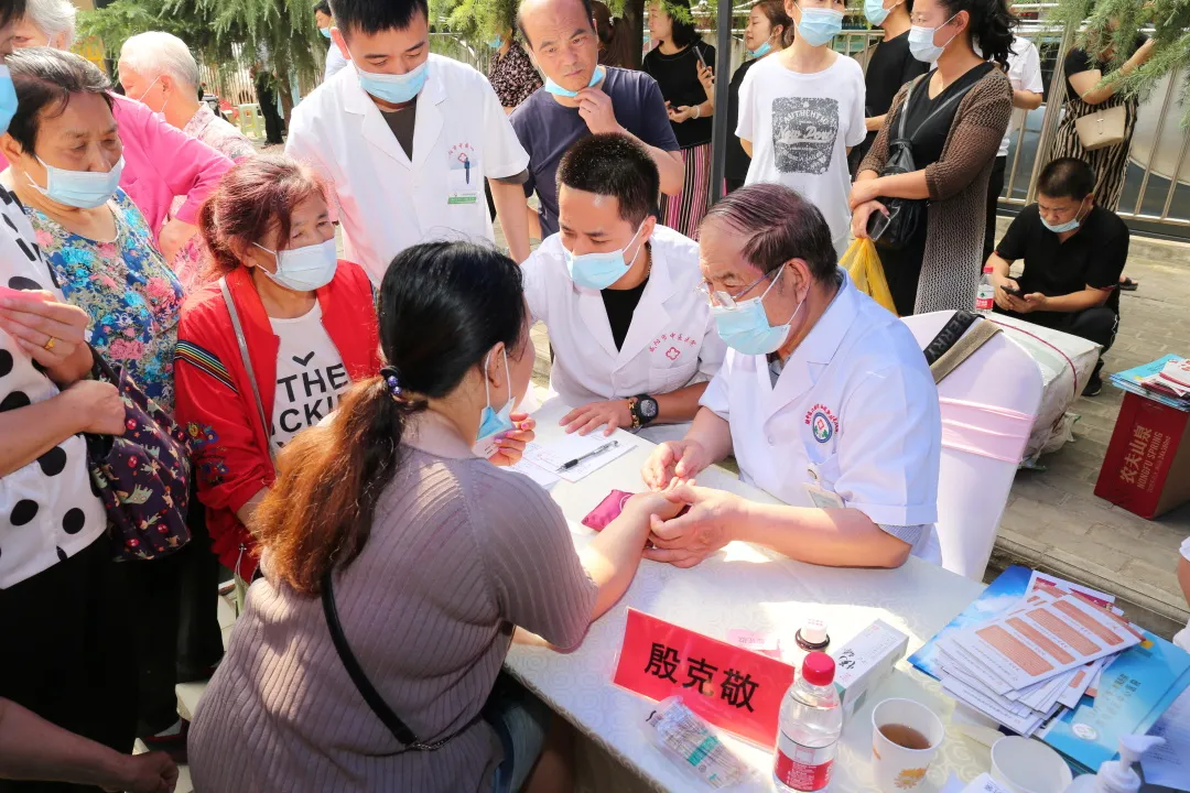 陕中二附院殷克敬传承秦地文化发展中华医药