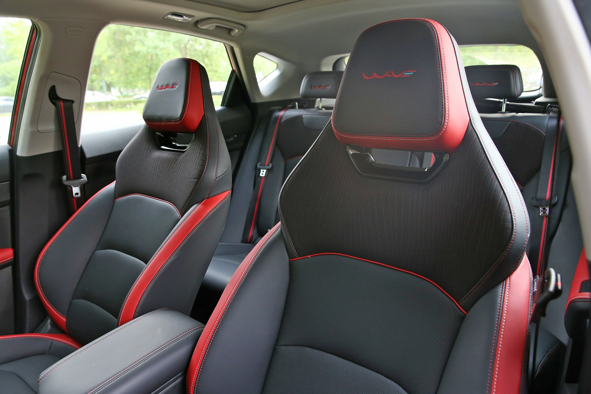 吉利帝豪s带你解锁另一种跨界suv的打开方式