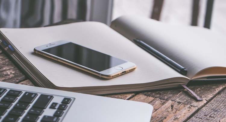 陪领导出差,在车上不要乱坐,看懂这五个乘车礼仪帮你被重用休闲区蓝鸢梦想 - Www.slyday.coM