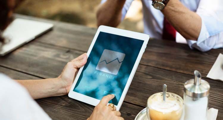 陪领导出差,在车上不要乱坐,看懂这五个乘车礼仪帮你被重用休闲区蓝鸢梦想 - Www.slyday.coM