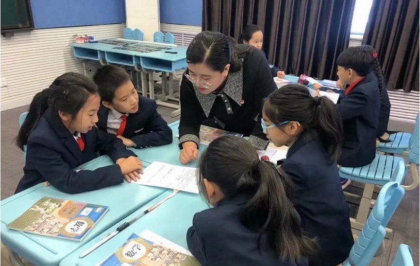 课后延迟服务落地,教师薪资能否得到提升,两省率先做出暖心回应休闲区蓝鸢梦想 - Www.slyday.coM