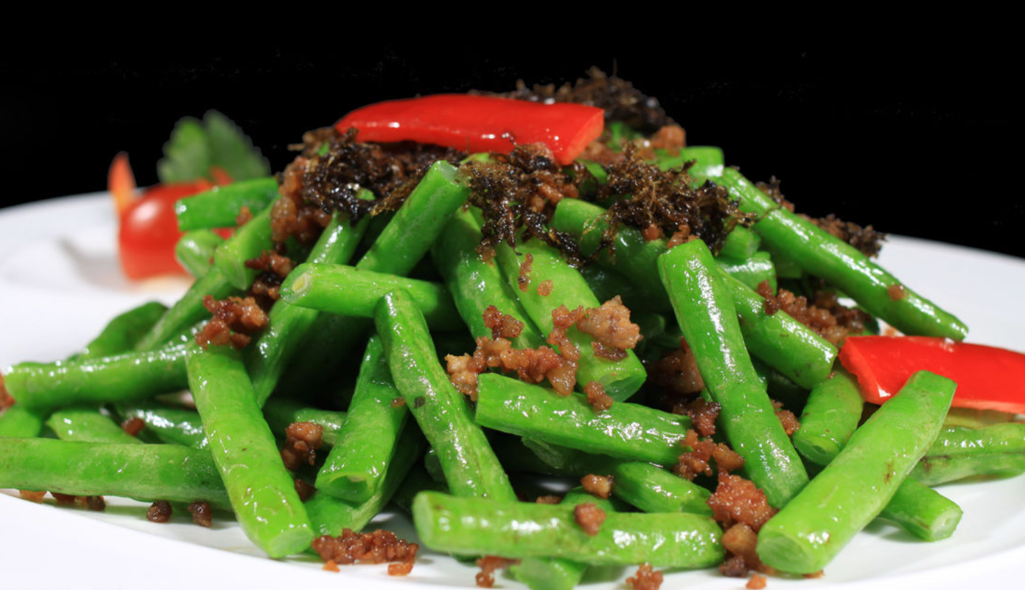 配粥神器橄榄菜炒四季豆,咸味适度,嫩脆可口,吃一口就上瘾