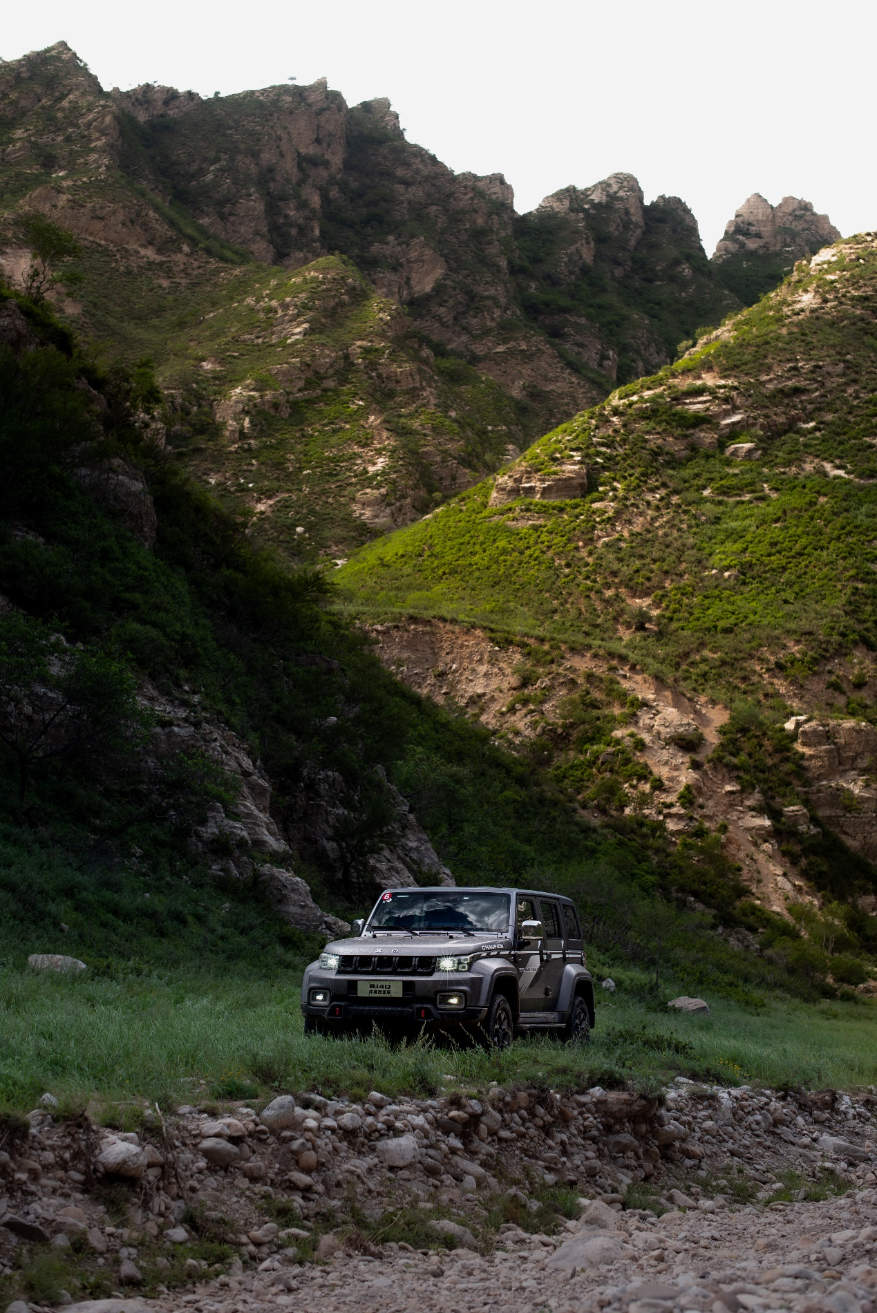 全新一代bj40环塔冠军版告诉你什么才是真硬核!